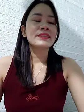 Snapshot of Singlemom69x chatting on November 2, 2025, 2:16 am Singlemom69x online show from November 2, 2025, 2:16 am