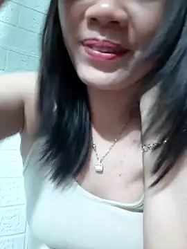 Snapshot of Singlemom69x chatting on November 14, 2025, 2:43 pm Singlemom69x online show from November 14, 2025, 2:43 pm