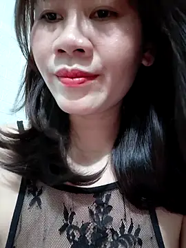 Snapshot of Singlemom69x chatting on June 21, 2026, 12:05 am Singlemom69x online show from June 21, 2026, 12:05 am