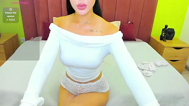 Jennifer Munoz online show from July 24, 2026, 1:34 am