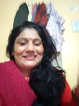 Snapshot of Rakhi99x chatting on February 8, 2026, 7:44 pm Rakhi99x online show from February 8, 2026, 7:44 pm