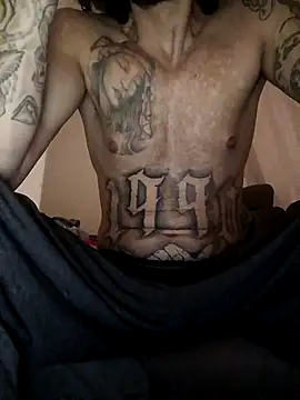 Snapshot of Woodern chatting on December 13, 2025, 8:48 pm Woodern online show from December 13, 2025, 8:48 pm