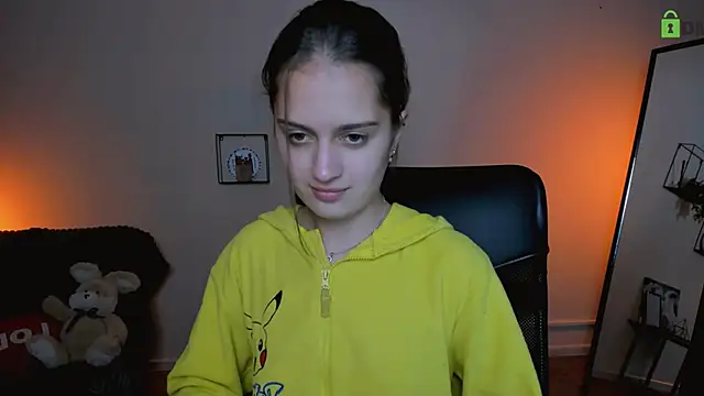 talia seduce online show from October 1, 2025, 1:15 pm