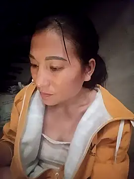 YAYAA-502 online show from November 11, 2025, 3:01 am