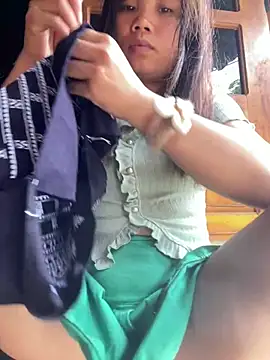 Snapshot of Ngoc-bbi chatting on July 26, 2026, 7:37 am Ngoc-bbi online show from July 26, 2026, 7:37 am