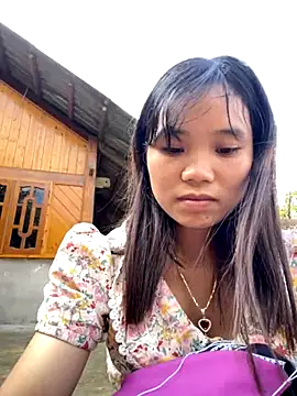 Ngoc-bbi online show from November 15, 2025, 2:37 am