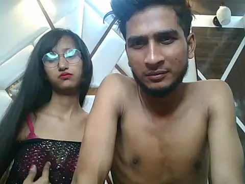 lily 9900 online show from October 5, 2025, 2:19 pm