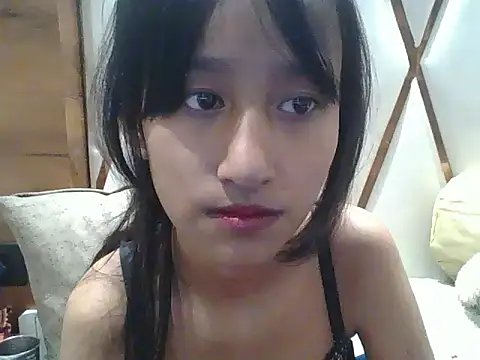 lily 9900 online show from November 14, 2025, 3:48 pm