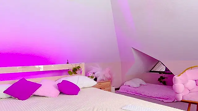 Snapshot of Liann_Stark chatting on November 7, 2025, 6:51 am Liann Stark online show from November 7, 2025, 6:51 am