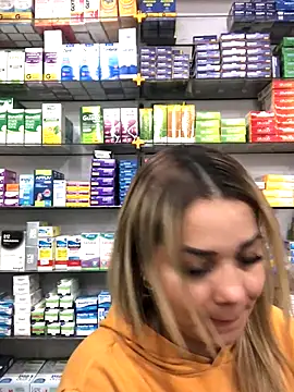 Snapshot of imoly99 chatting on October 21, 2025, 6:18 pm imoly99 online show from October 21, 2025, 6:18 pm