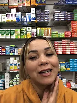 Snapshot of imoly99 chatting on October 31, 2025, 6:59 pm imoly99 online show from October 31, 2025, 6:59 pm