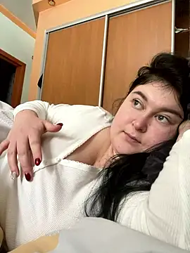 DazzzlingDame online show from January 13, 2026, 10:19 am