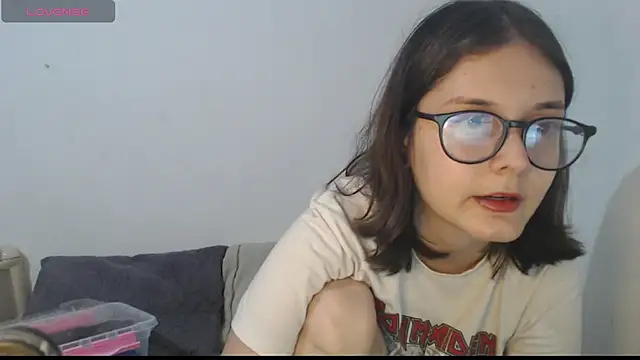Snapshot of MadieLorez chatting on September 24, 2025, 8:48 pm MadieLorez online show from September 24, 2025, 8:48 pm