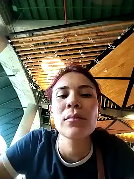 Snapshot of dulcelatin21 chatting on November 7, 2025, 8:02 pm dulcelatin21 online show from November 7, 2025, 8:02 pm