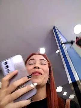 Snapshot of dulcelatin21 chatting on October 9, 2025, 7:47 pm dulcelatin21 online show from October 9, 2025, 7:47 pm