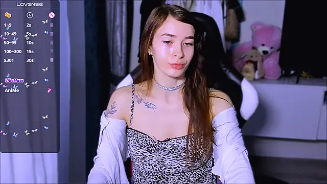 ZoyaMill online show from October 11, 2025, 5:19 am