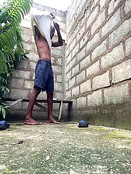 Makemecum634941 online show from November 6, 2025, 9:02 am