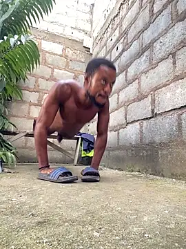 Makemecum634941 online show from November 29, 2025, 5:13 pm