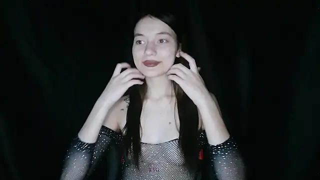 Snapshot of Liza-Kitty chatting on September 17, 2025, 8:11 pm Liza-Kitty online show from September 17, 2025, 8:11 pm