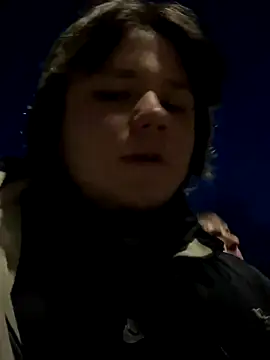 Snapshot of desiredude9 chatting on October 10, 2025, 12:17 pm desiredude9 online show from October 10, 2025, 12:17 pm