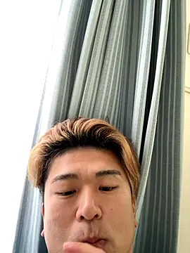 Snapshot of Genkichi0621 chatting on October 7, 2025, 12:44 am Genkichi0621 online show from October 7, 2025, 12:44 am
