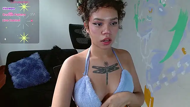 Snapshot of Canela_s1 chatting on July 27, 2026, 1:18 pm Canela s1 online show from July 27, 2026, 1:18 pm