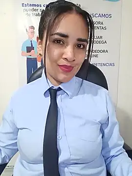 Snapshot of MAYE__13 chatting on June 5, 2026, 12:11 pm MAYE 13 online show from June 5, 2026, 12:11 pm