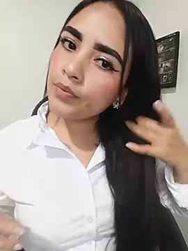Snapshot of MAYE__13 chatting on June 16, 2026, 3:01 pm MAYE 13 online show from June 16, 2026, 3:01 pm