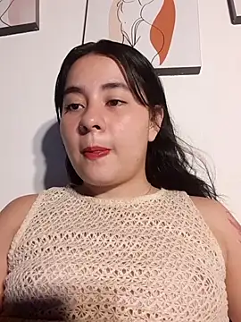 Yuli-27 online show from October 15, 2025, 2:32 am