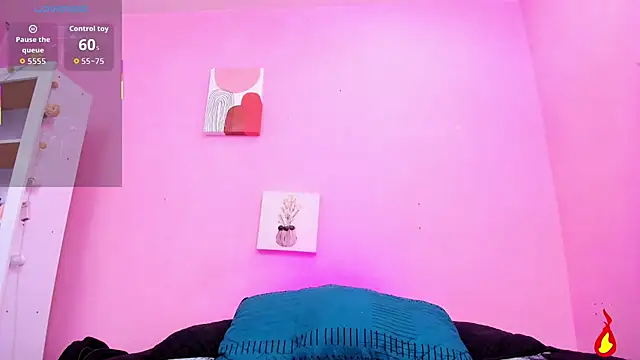 Snapshot of Georgina_Ferri_ chatting on October 14, 2025, 5:13 pm Georgina Ferri online show from October 14, 2025, 5:13 pm