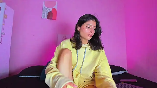 Snapshot of Georgina_Ferri_ chatting on November 14, 2025, 5:16 pm Georgina Ferri online show from November 14, 2025, 5:16 pm