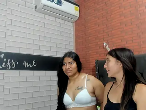 hellosexx25 online show from September 20, 2025, 2:00 pm