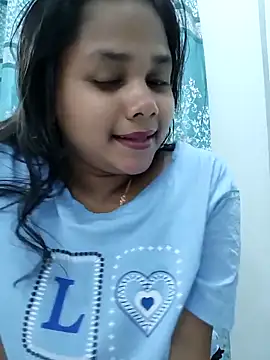 Snapshot of Aaradhya_Sharma chatting on March 12, 2026, 8:24 pm Aaradhya Sharma online show from March 12, 2026, 8:24 pm