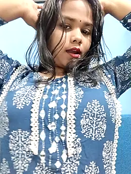 Snapshot of Aaradhya_Sharma chatting on March 18, 2026, 6:31 pm Aaradhya Sharma online show from March 18, 2026, 6:31 pm