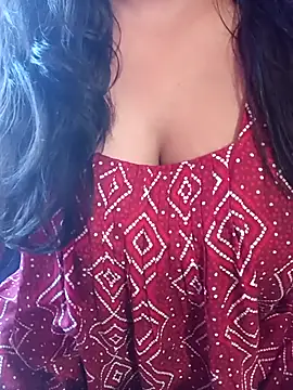 Snapshot of Aaradhya_Sharma chatting on October 29, 2025, 2:54 am Aaradhya Sharma online show from October 29, 2025, 2:54 am