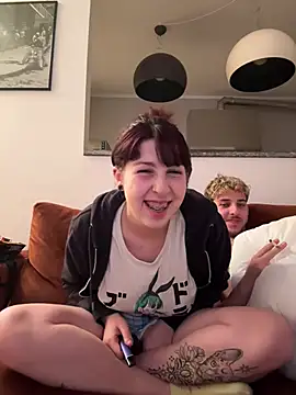 Snapshot of ilaria_miss98 chatting on April 15, 2026, 8:53 pm ilaria miss98 online show from April 15, 2026, 8:53 pm