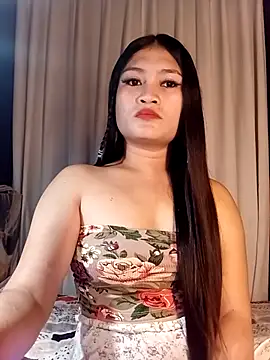 Snapshot of Naughtyalina2 chatting on November 5, 2025, 11:41 pm Naughtyalina2 online show from November 5, 2025, 11:41 pm