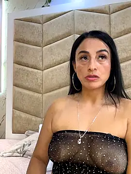 JanexHope online show from November 20, 2025, 8:31 pm