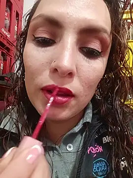 VERONICA  03 online show from October 9, 2025, 4:07 pm