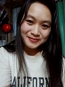 lusy-bae online show from October 10, 2025, 1:01 pm