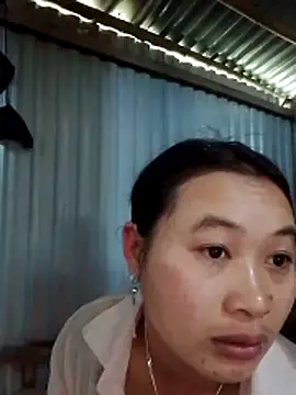 lusy-bae online show from October 27, 2025, 12:22 am