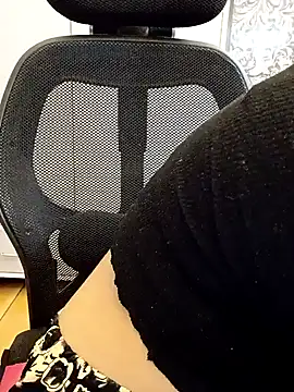 Snapshot of Deepa_devi69 chatting on November 18, 2025, 6:33 pm Deepa devi69 online show from November 18, 2025, 6:33 pm