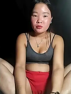 Snapshot of lylylove chatting on July 19, 2026, 1:19 pm lylylove online show from July 19, 2026, 1:19 pm