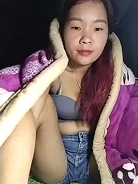 lylylove online show from November 21, 2025, 9:30 am