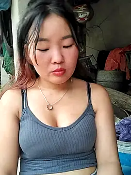 Snapshot of lylylove chatting on July 14, 2026, 10:32 am lylylove online show from July 14, 2026, 10:32 am