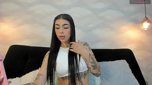 skailyn angels online show from September 27, 2025, 5:24 am