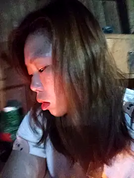 Ngocmi909 online show from November 10, 2025, 10:37 pm