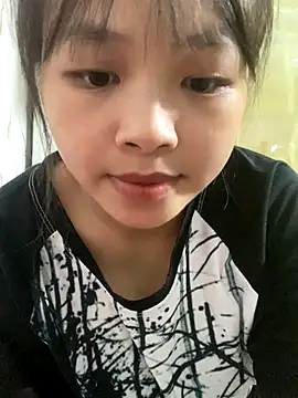 candy   123 online show from October 5, 2025, 12:51 pm