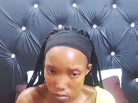 AppleAss02 online show from November 6, 2025, 6:45 pm