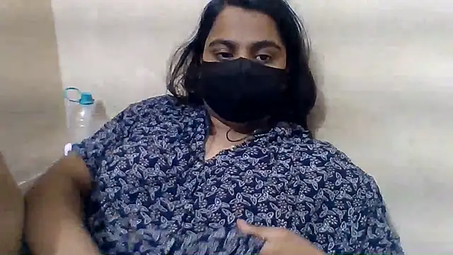Snapshot of Vaani_Singha chatting on June 15, 2026, 7:02 pm Vaani Singha online show from June 15, 2026, 7:02 pm